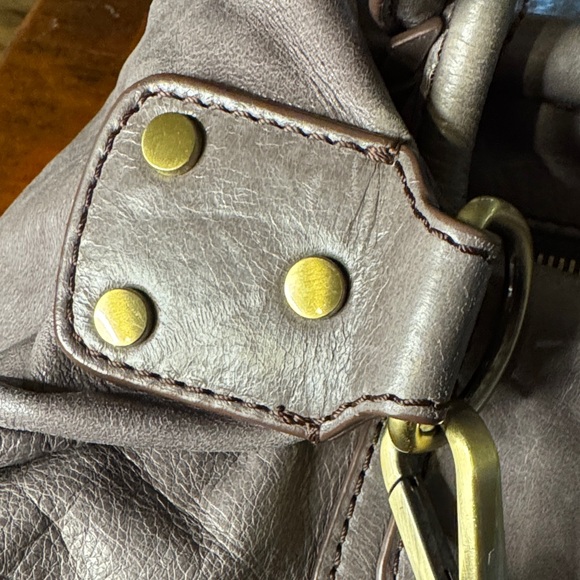 HOBO Large Shelia Gray Crossbody Bag - Picture 5 of 15